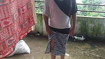 Neighbor, who was drying clothes, seduced her sister-in-law and fucked her in the bedroom! XXX Nepali Sex