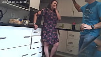 SPY CAM :Ex girlfriend lets me use her pussy as a cumdump and creampie her in her boyfriends kitchen,